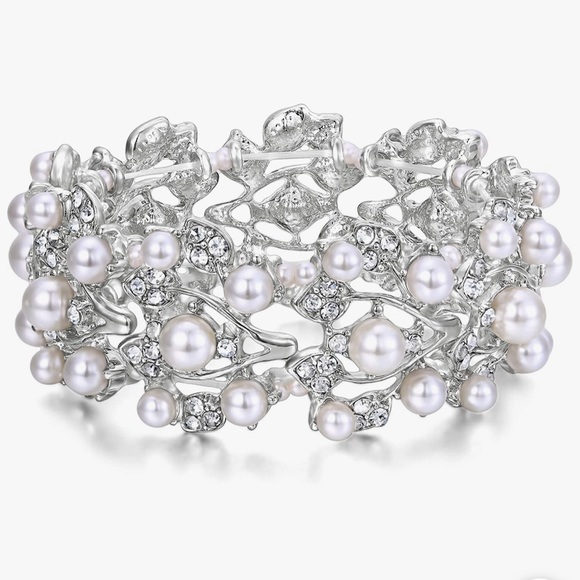 Crystal Simulated Pearl 1920’s Leaf Stretch Bracelet NIB - Picture 1 of 4